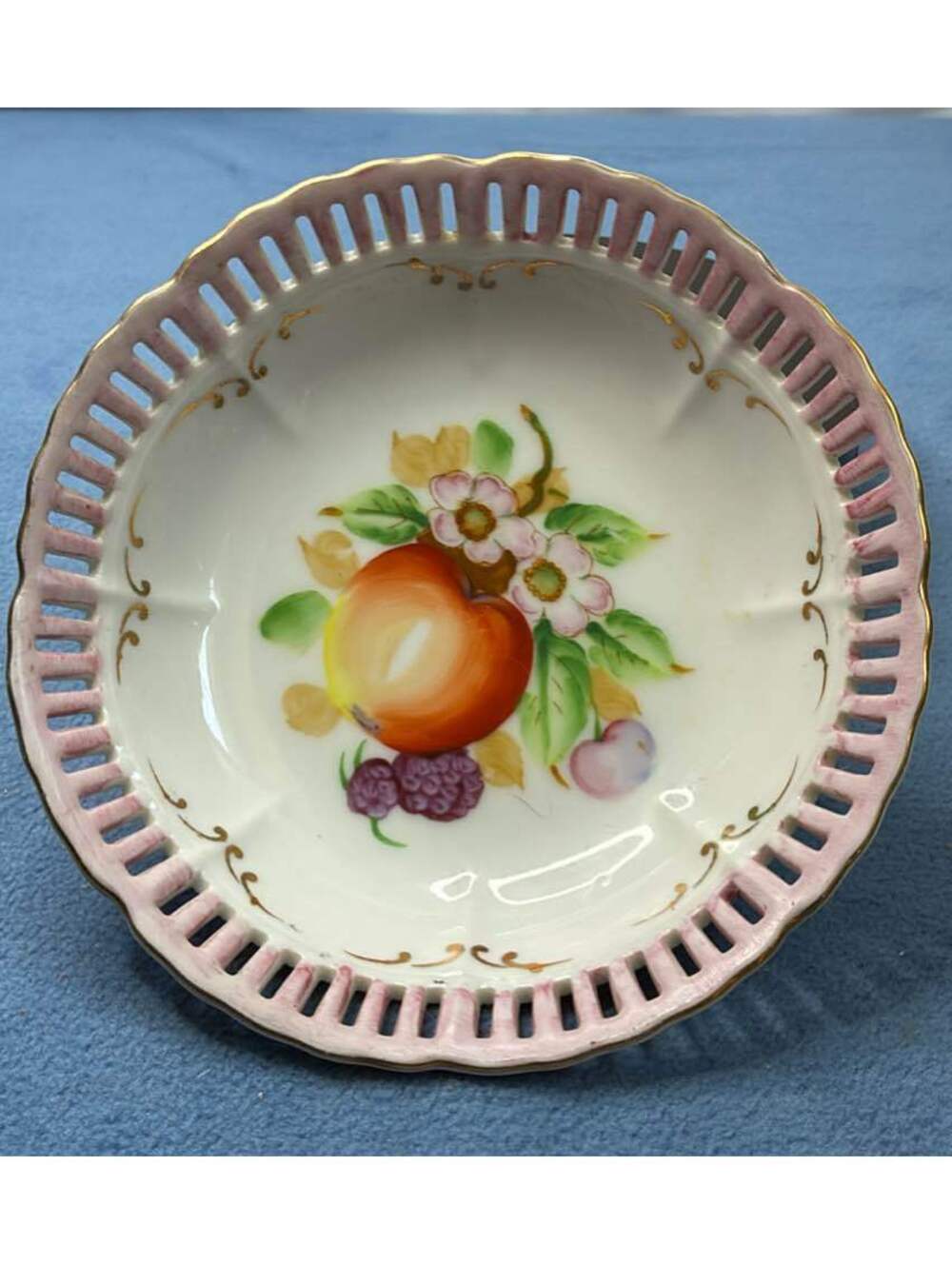 Vintage Hand-Painted Occupied Japan Reticulated Porcelain Fruit Bowl